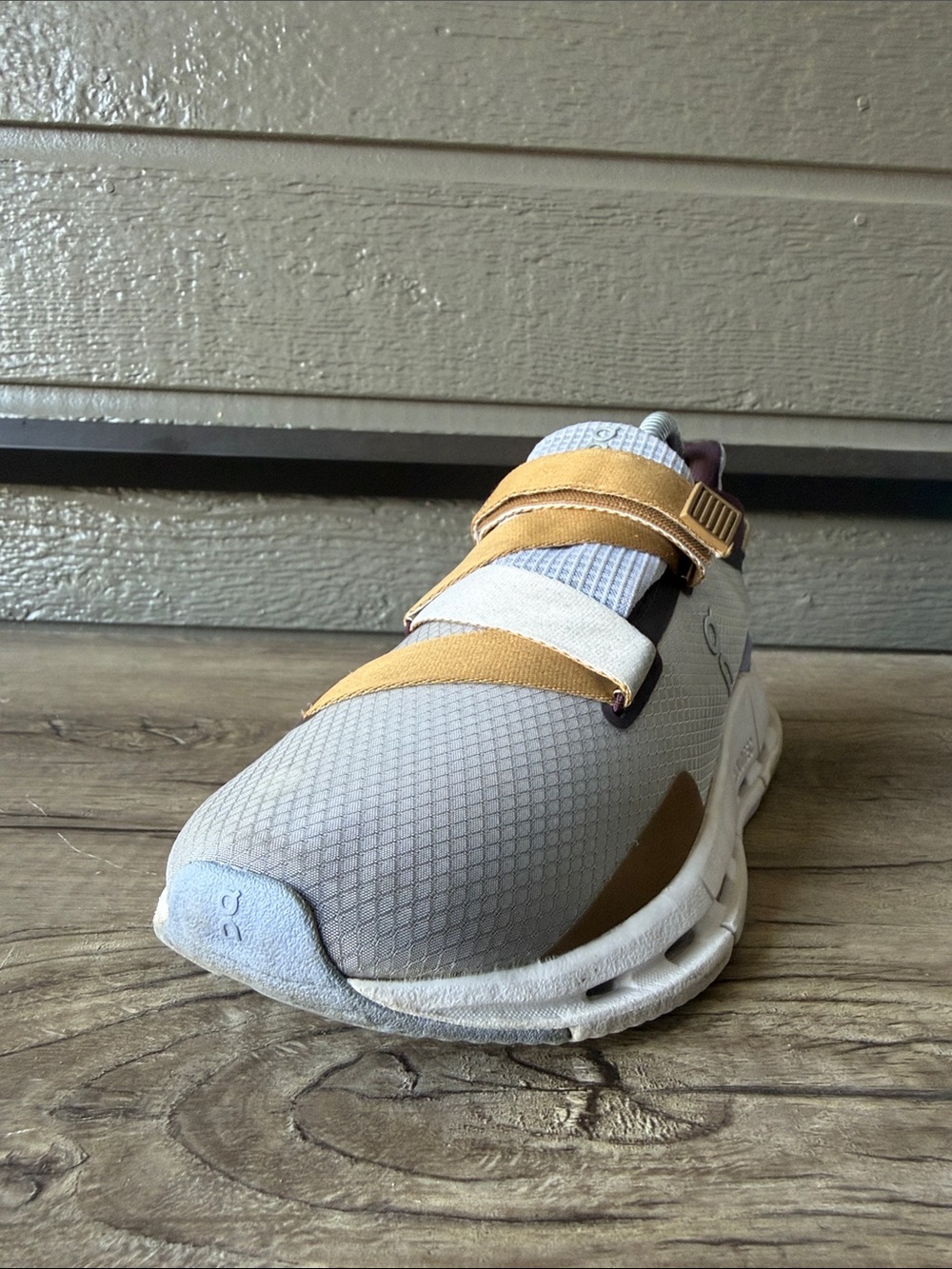 On Running Women’s Strap Sneakers - Light Gray and Mustard size W 7